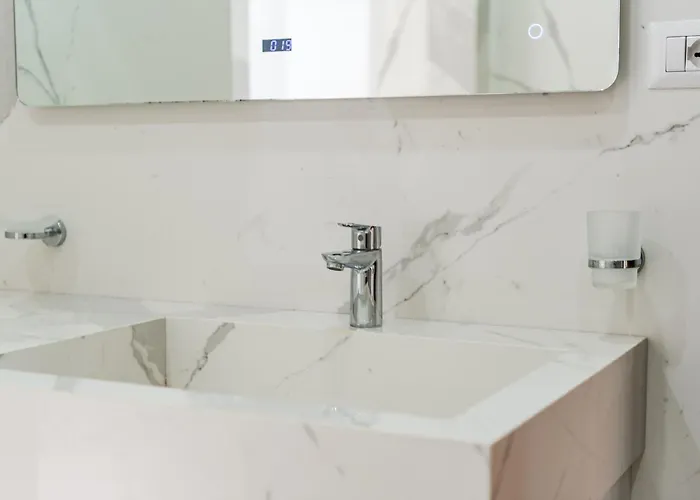 Tropicana Free Parking By Pikhost Apartament