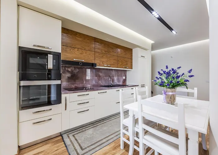 Tropicana Free Parking By Pikhost *