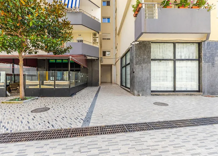 Tropicana Free Parking By Pikhost Appartamento Vlorë